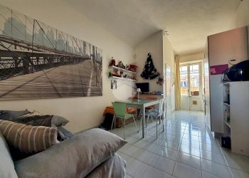 Two-room apartment Via Dante Di Nanni, Torino (neighborhood Cenisia) - photo 1