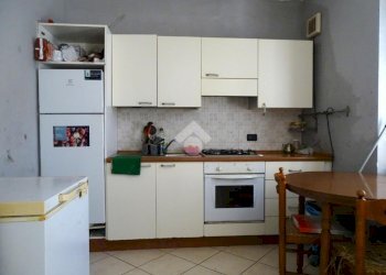 Two-room apartment Via Casale, Alessandria - photo 3