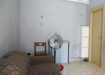 Two-room apartment Via Casale, Alessandria - photo 8