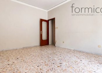 Apartment Portici - photo 2