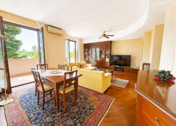 Three-room apartment Via bellingera, Legnano - photo 1