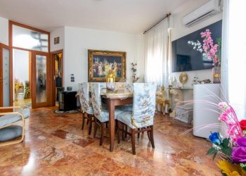 Four-room apartment Via Giorgio Zucchelli, Ferrara - photo 8