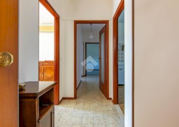 Three-room apartment Via Giuseppe Gioacchino Belli, Ferrara - photo 3