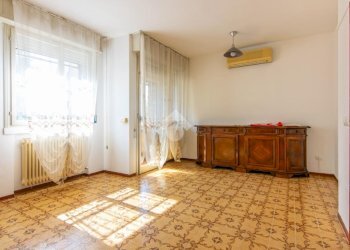 Three-room apartment Via Giuseppe Gioacchino Belli, Ferrara - photo 6