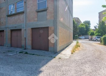 Three-room apartment Via Giuseppe Gioacchino Belli, Ferrara - photo 21