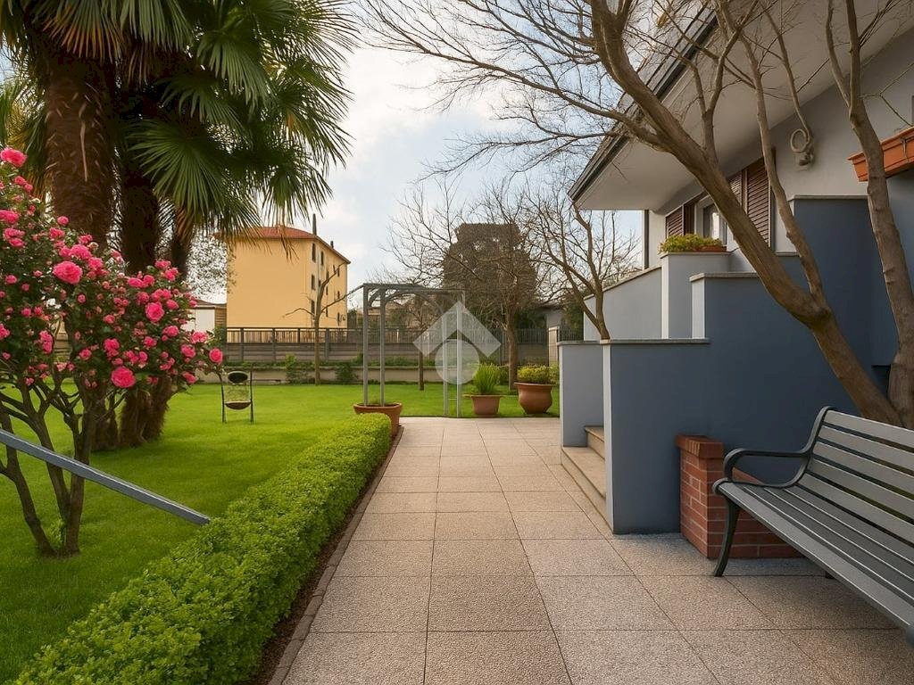 Villa Via Ubaldo Panceri, Paderno Dugnano - photo 3