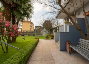 Villa Via Ubaldo Panceri, Paderno Dugnano - photo 3