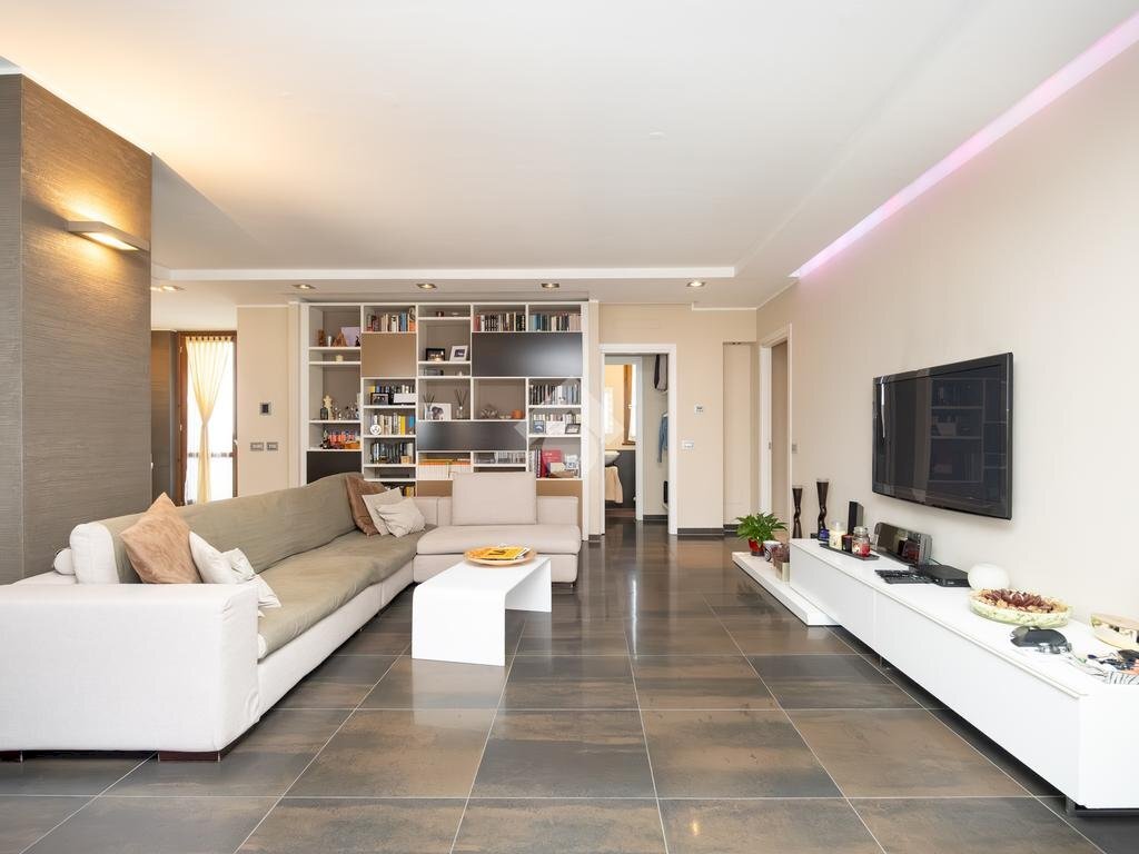 Four-room apartment Via Padre Giovanni Marengoni, Trezzano Rosa - photo 3