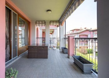 Four-room apartment Via Padre Giovanni Marengoni, Trezzano Rosa - photo 7