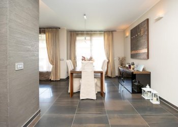 Four-room apartment Via Padre Giovanni Marengoni, Trezzano Rosa - photo 10