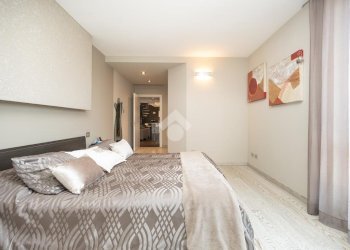 Four-room apartment Via Padre Giovanni Marengoni, Trezzano Rosa - photo 21