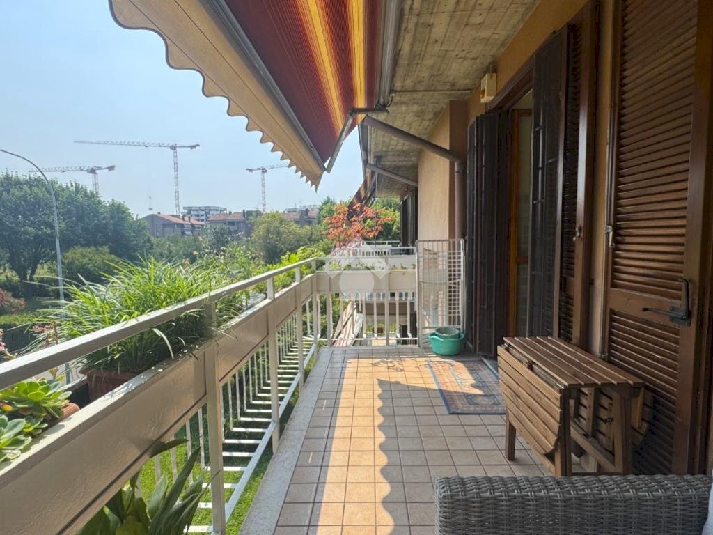Three-room apartment Via libertà, Gessate - photo 2
