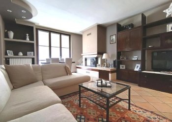 Three-room apartment Via Sant'Andrea, Robecco sul Naviglio - photo 5