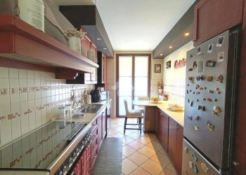 Three-room apartment Via Sant'Andrea, Robecco sul Naviglio - photo 9