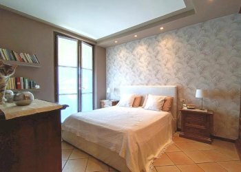 Three-room apartment Via Sant'Andrea, Robecco sul Naviglio - photo 14