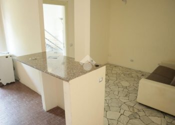 One-room apartment Viale Bolivia, Paderno Dugnano - photo 2