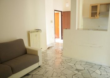 One-room apartment Viale Bolivia, Paderno Dugnano - photo 3