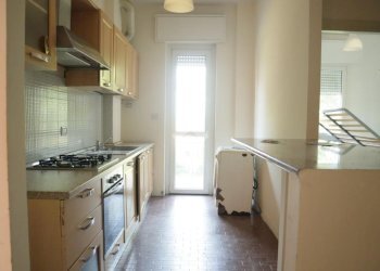 One-room apartment Viale Bolivia, Paderno Dugnano - photo 4