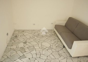 One-room apartment Viale Bolivia, Paderno Dugnano - photo 7