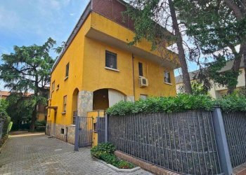 Trilocale Via Emilia Levante, 158, Bologna (zona Savena) - foto 2