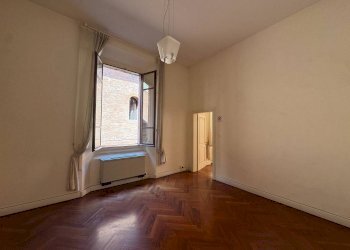 Office Via Marchesana, Bologna (neighborhood Centro Storico) - photo 15