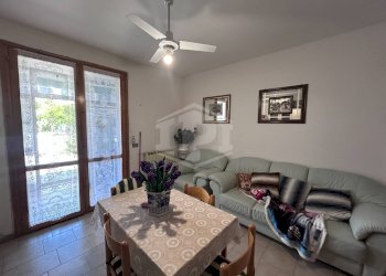 Three-room apartment Viale Renata di Francia, Comacchio - photo 1