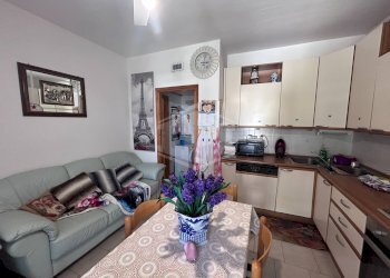 Three-room apartment Viale Renata di Francia, Comacchio - photo 2