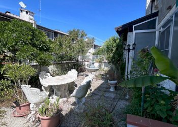 Three-room apartment Viale Renata di Francia, Comacchio - photo 19
