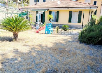 Independent house via dei Pescatori, snc, Bordighera - photo 1