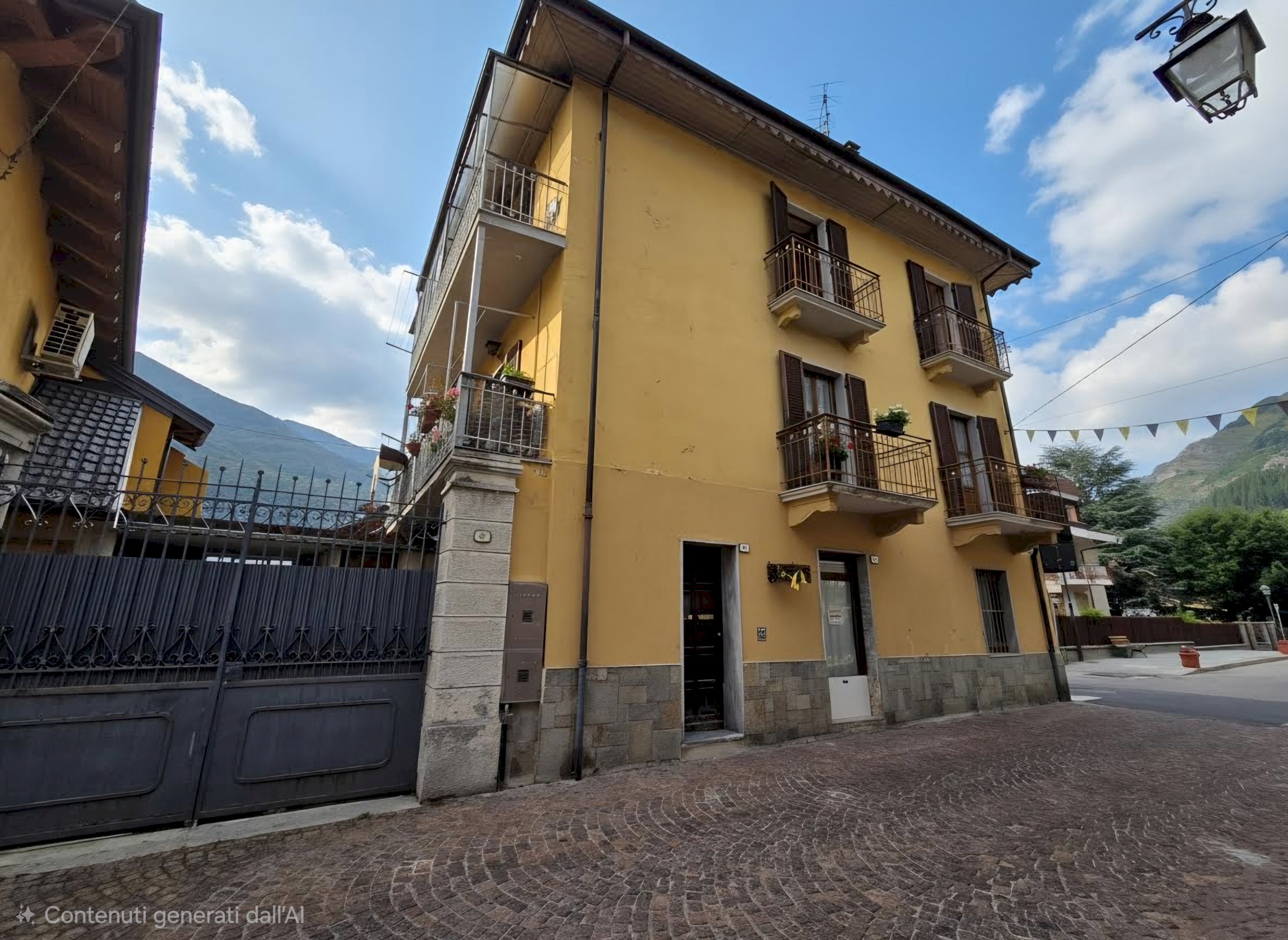 Facciata - Casa semi indipendente Via Angelo Barale, 69, Entracque - foto 2