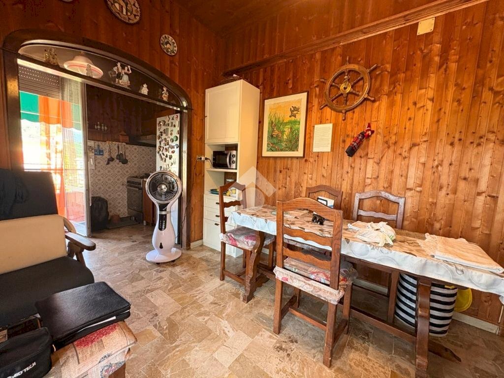 Four-room apartment Via Piero Gobetti, Sant'Olcese - photo 2