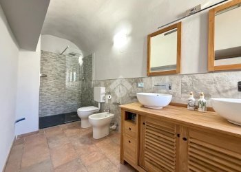 Three-room apartment Via prevosto, Imperia - photo 32