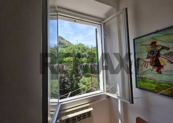 Bilocale PIAZZA MADONNA DEGLI ANGELI, 7 
 Rossiglione, Rossiglione - foto 1