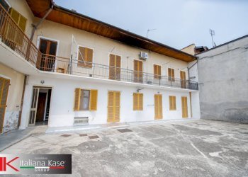 Foto 1 - Three-room apartment via barone
 
8, Candia Canavese - photo 1