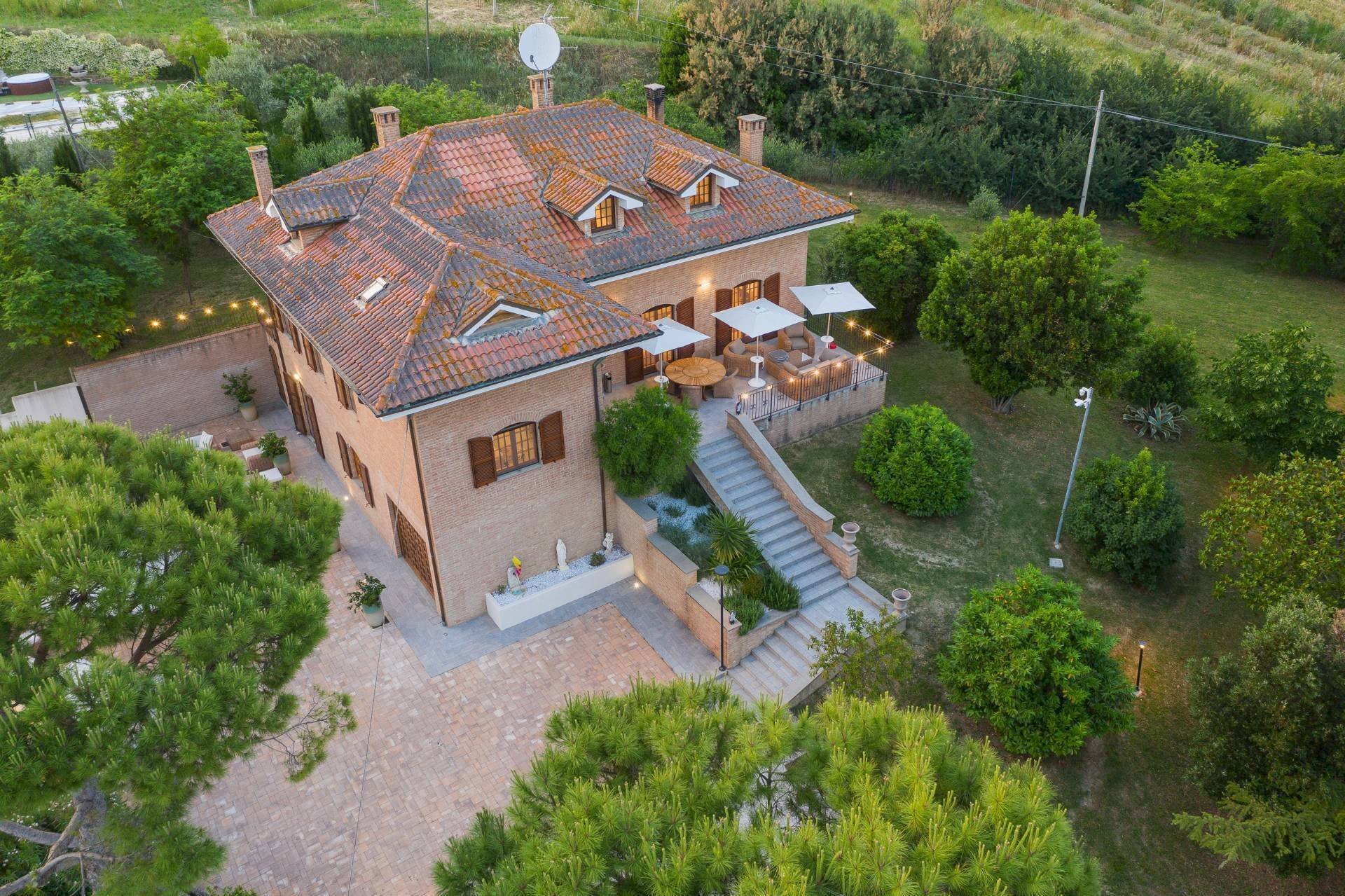 Foto 1 - Villa Via Nevola
 
119A, Corinaldo - foto 1