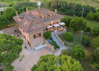 Foto 1 - Villa Via Nevola
 
119A, Corinaldo - foto 1