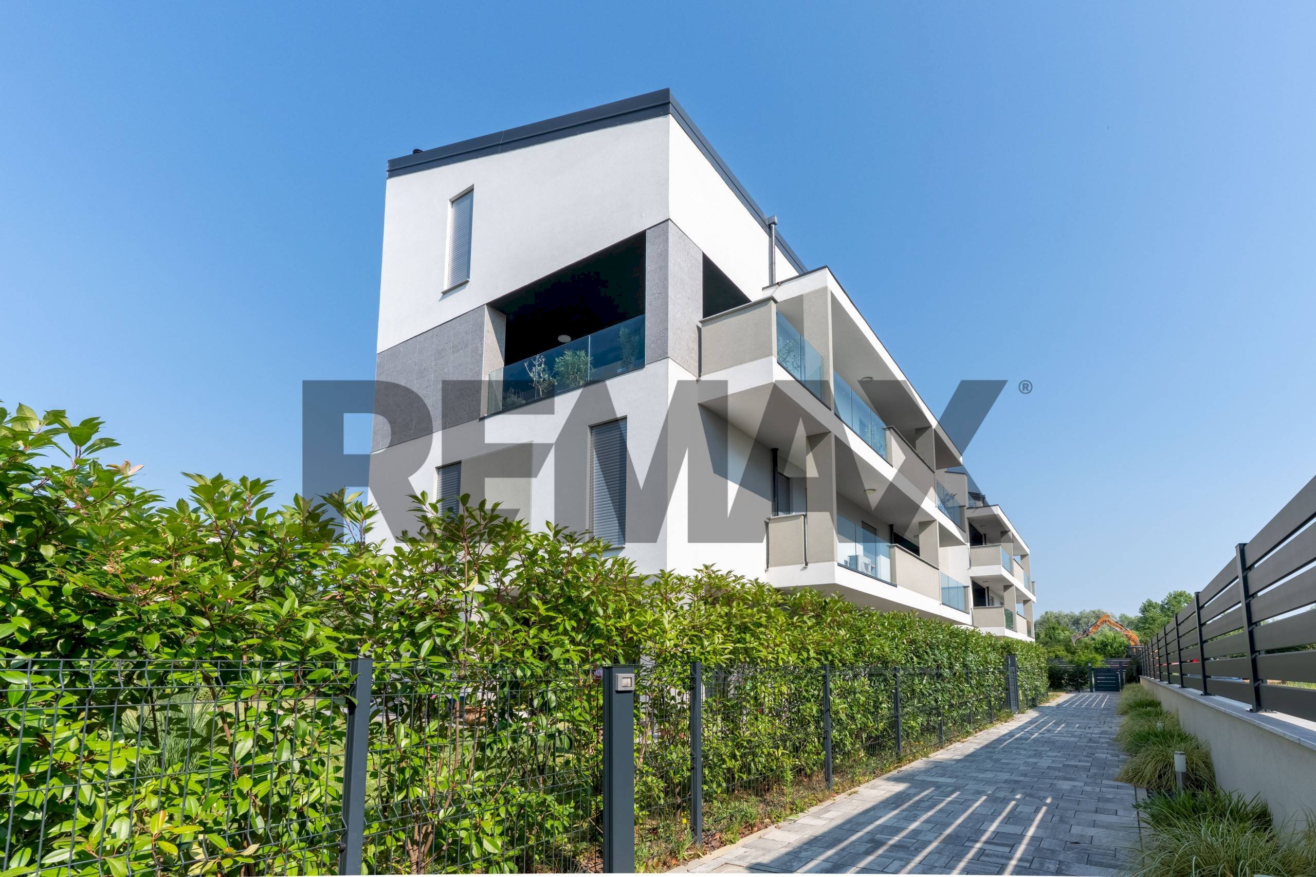 Edificio all\'aperto - Apartment Via Olona
17, Rho - photo 2