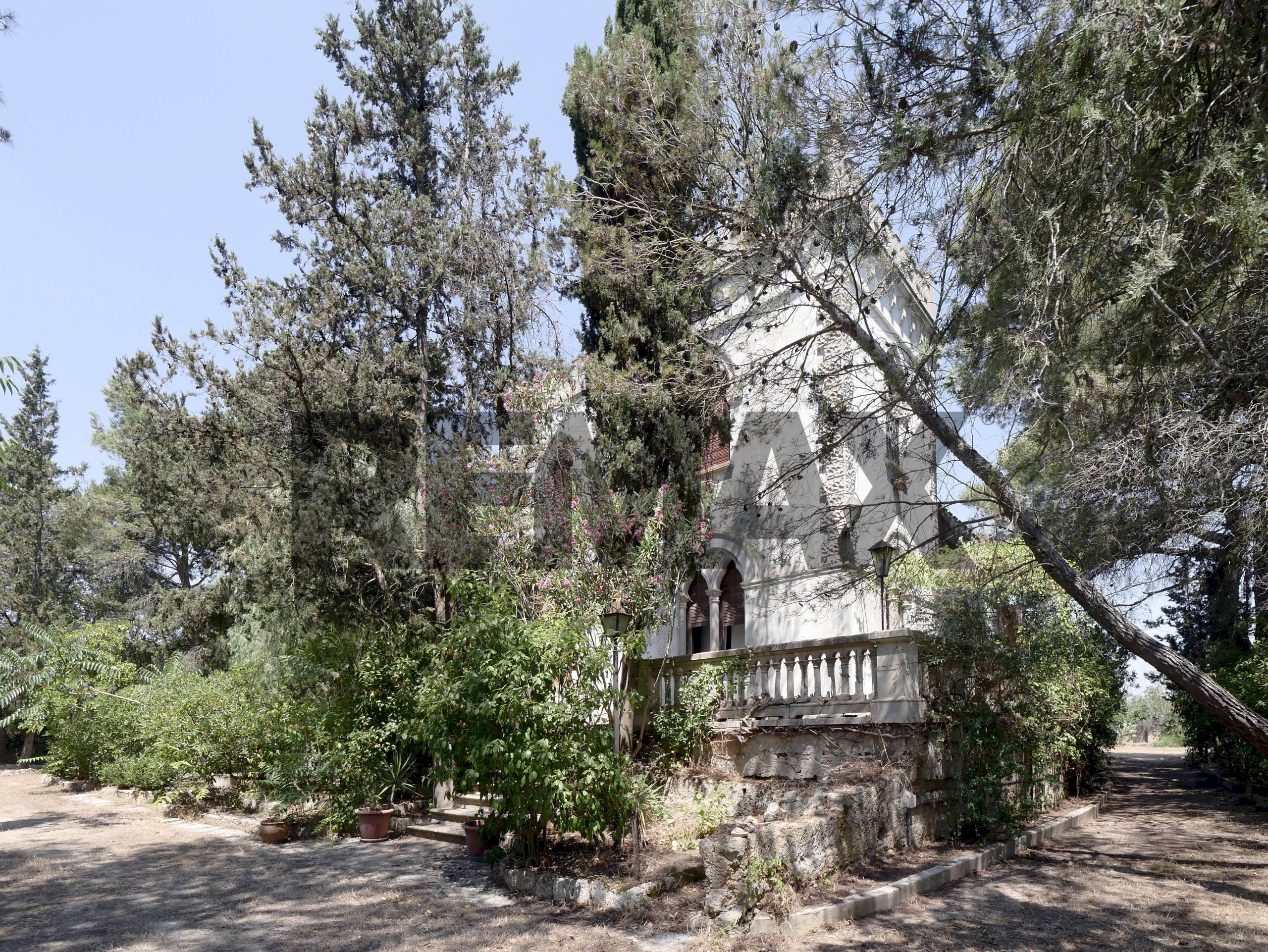 Giardino - Villa Strada Vicinale Vecchia Matera
snc, Gioia del Colle - foto 3