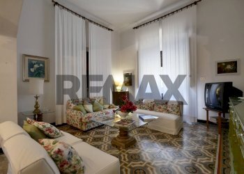 Soggiorno - Villa Strada Vicinale Vecchia Matera
 
snc, Gioia del Colle - foto 7