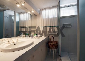 Bagno - Villa Strada Vicinale Vecchia Matera
 
snc, Gioia del Colle - foto 19