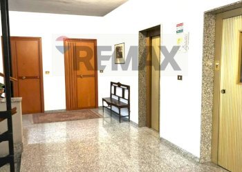 Hall / corridoio - Three-room apartment vai gregorio ugdulena
 
7, Palermo - photo 13