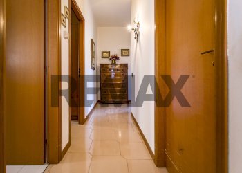 Hall / corridoio - Apartment Fondo Cangemi
 
6, Monreale - photo 9