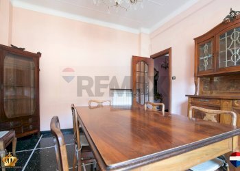 Sala da pranzo - Apartment Via Molassana
 
38A, Genova - photo 32