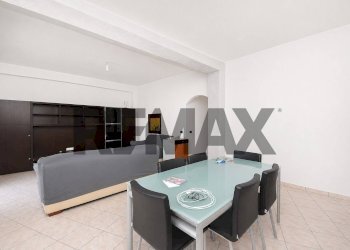 Sala da pranzo - Appartamento Via Giuseppe Sciuti
 
45, Acireale - foto 6