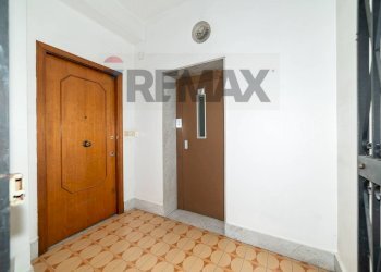 Hall / corridoio - Attic Via Francesco Lo Jacono
 
19, Sant'Agata Li Battiati - photo 1