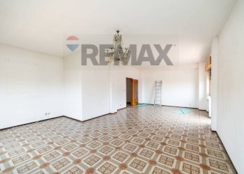 Stanza vuota - Attic Via Francesco Lo Jacono
 
19, Sant'Agata Li Battiati - photo 6