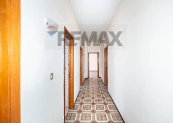 Hall / corridoio - Attic Via Francesco Lo Jacono
 
19, Sant'Agata Li Battiati - photo 15