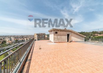 Terrazza - Attic Via Francesco Lo Jacono
 
19, Sant'Agata Li Battiati - photo 29