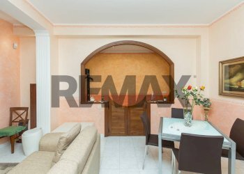 Sala da pranzo - Appartamento Via Trieste
 
120, Acireale - foto 22