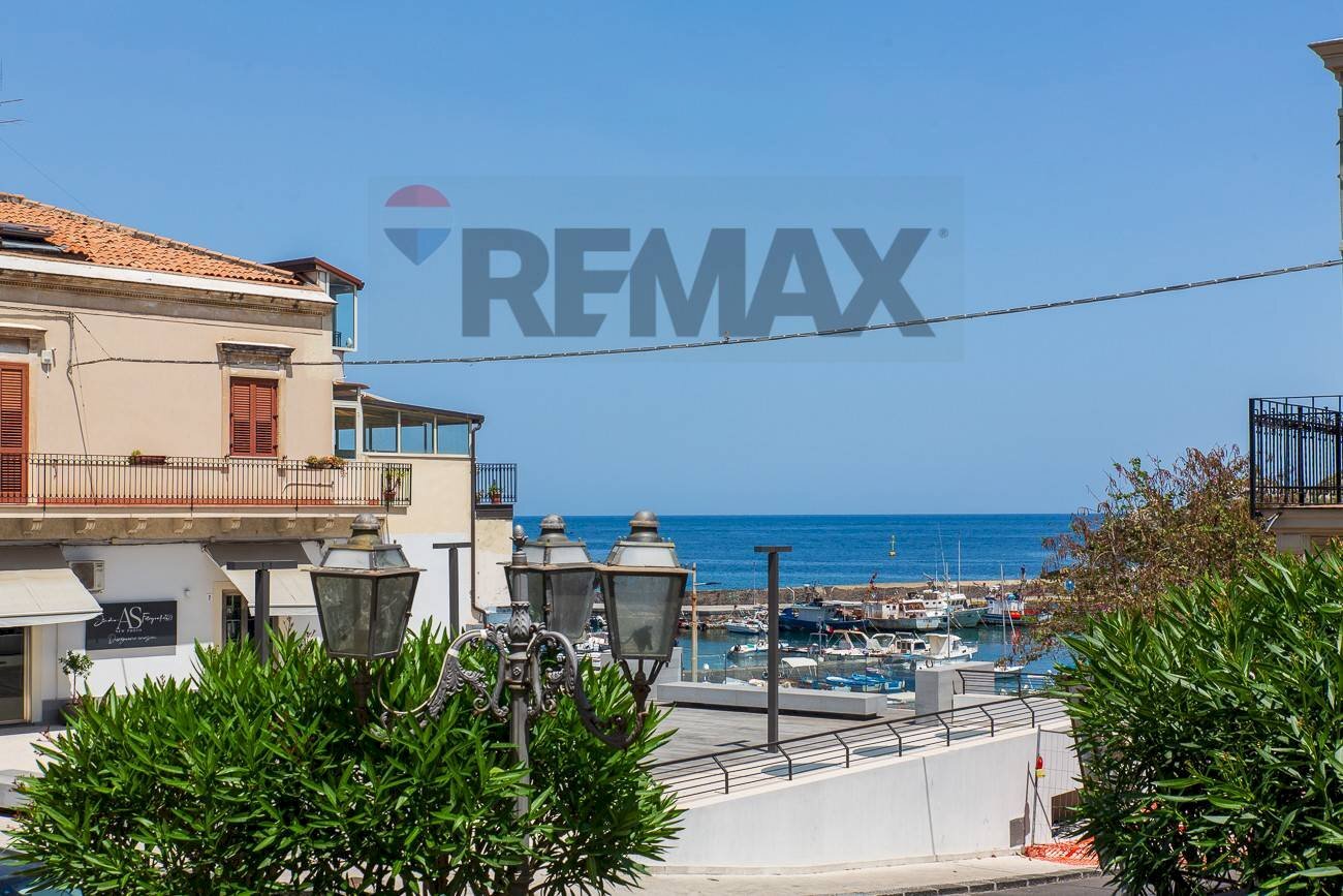Vista dell\'acqua - Casa indipendente Via Bastionello
 
10, Aci Castello - foto 1